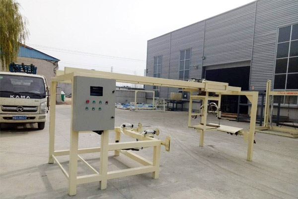 巨邦全自動(dòng)接板機(jī)